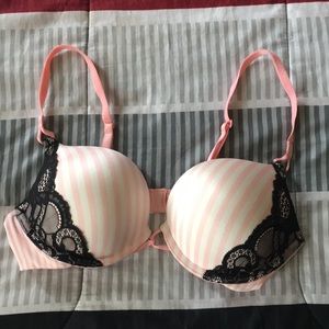 Vs plunge bra